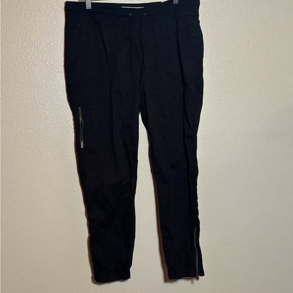 NWT Sonoma Black Women’s Joggers with Zipper Detail